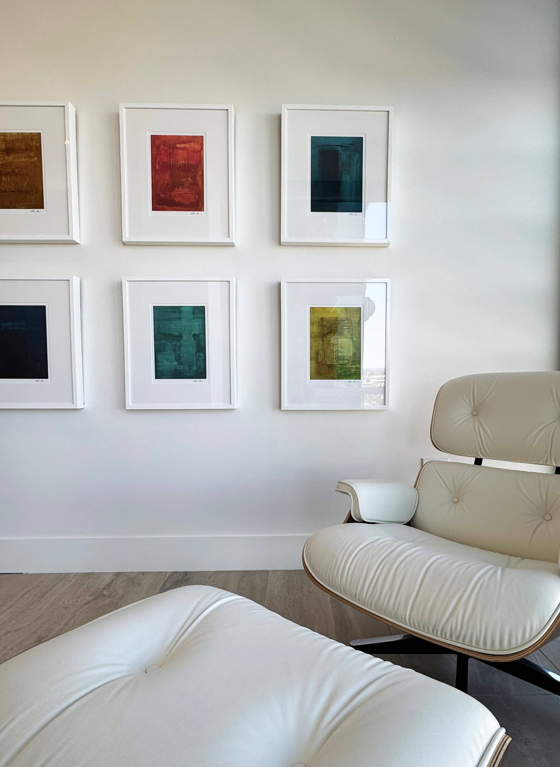 Artful living for the holidays. Elevated. Modern. Chic. Artist-designed holiday products and artwork by Lori Brunner Art.