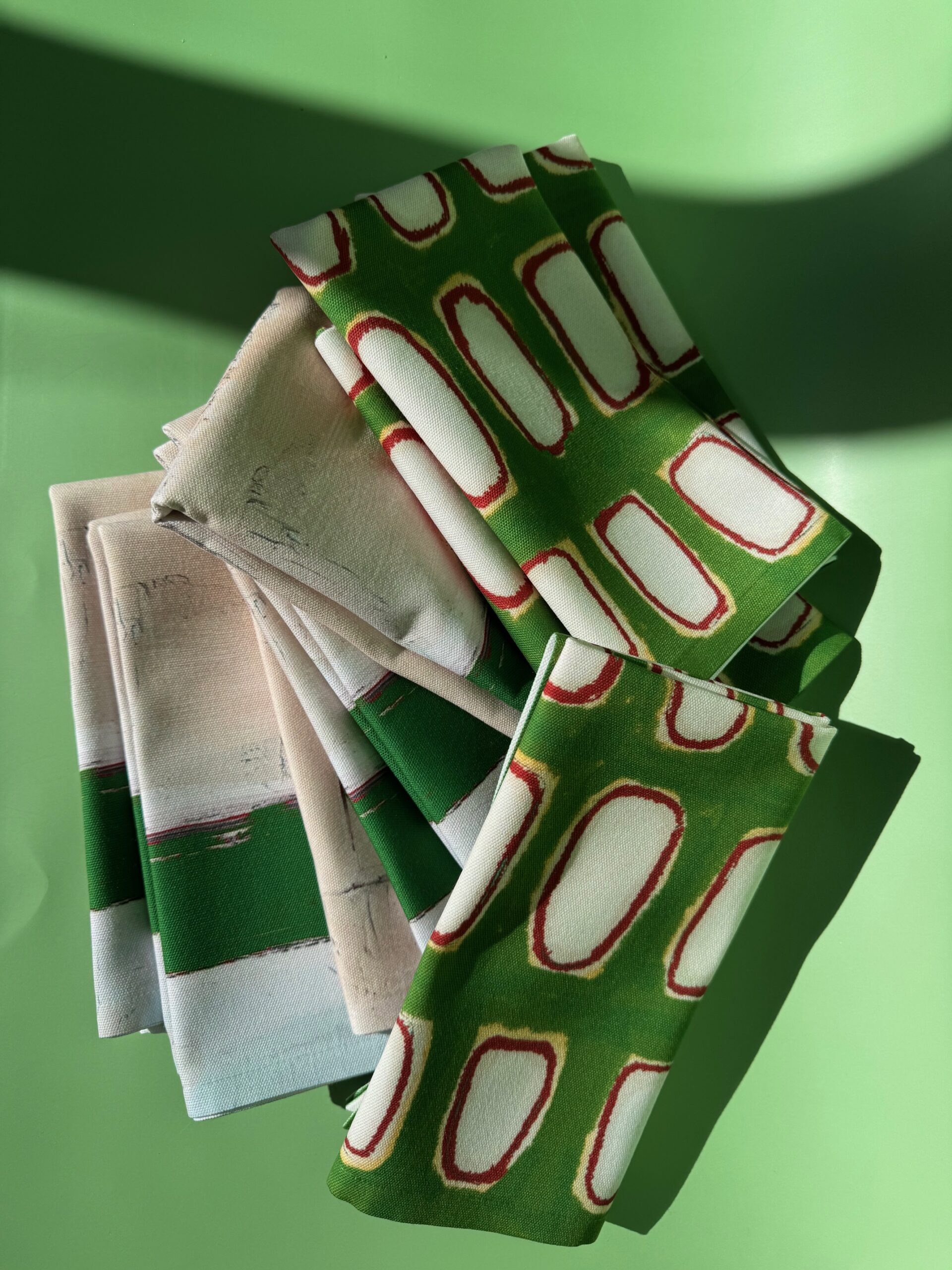 Holiday cloth napkins. Artful living for the holidays. Elevated. Modern. Chic. Artist-designed holiday products and artwork by Lori Brunner Art.